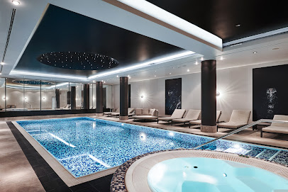 AF1QipOQnWX7m5qTcpmo7UHcR7 nCYFwZ8w mQqadJ6kw408 h271 k no 1